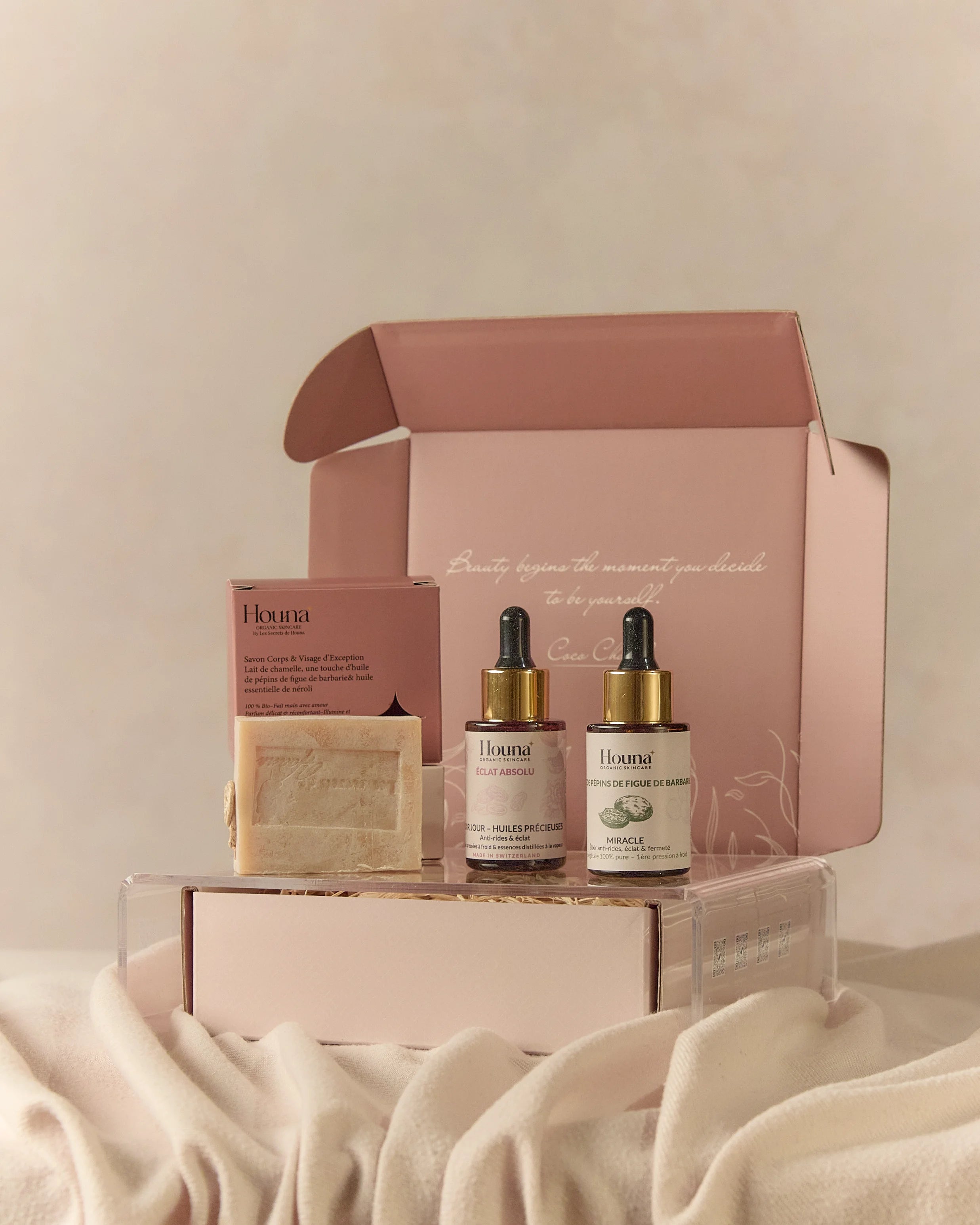 Le Rituel Bonne Mine Houna - duo huile MIRACLE et sérum ÉCLAT ABSOLU pour teint lumineux, savon précieux au lait de chamelle, cosmétiques d'exception du canton de Vaud